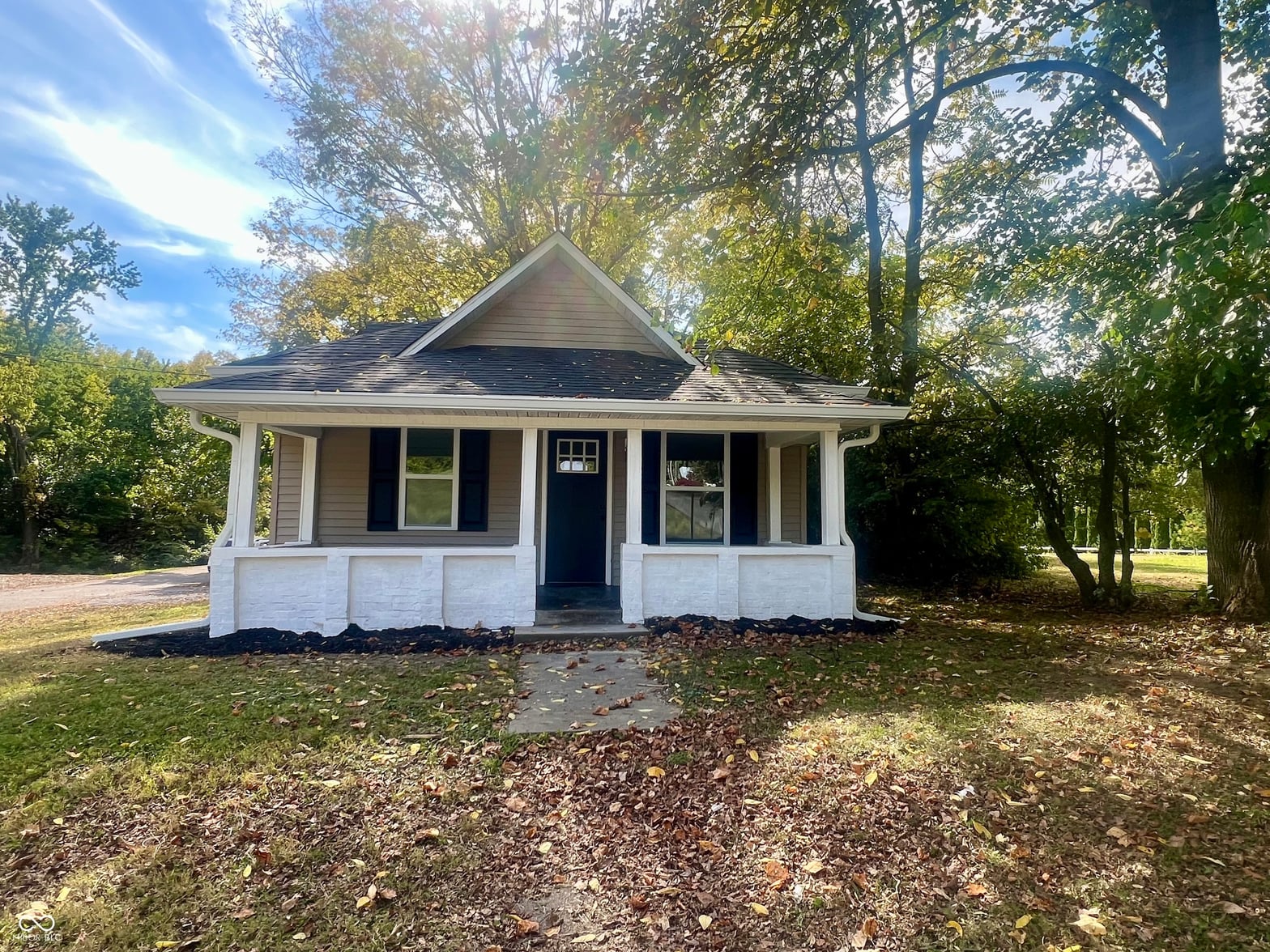 Front exterior at 500 W 2nd Street, Veedersburg, IN