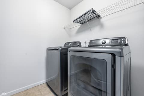 Laundry room at 628 Reunion Lane, Greenwood, IN