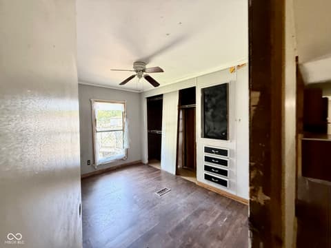 Bedroom at 206 E Adams Street, Darlington, IN