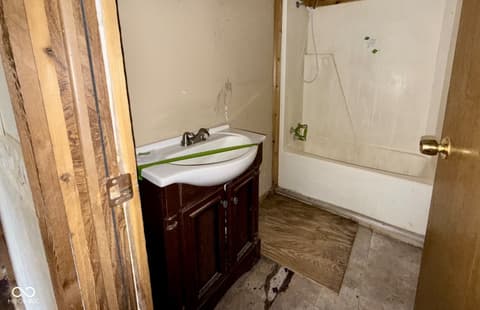 Bathroom at 206 E Adams Street, Darlington, IN