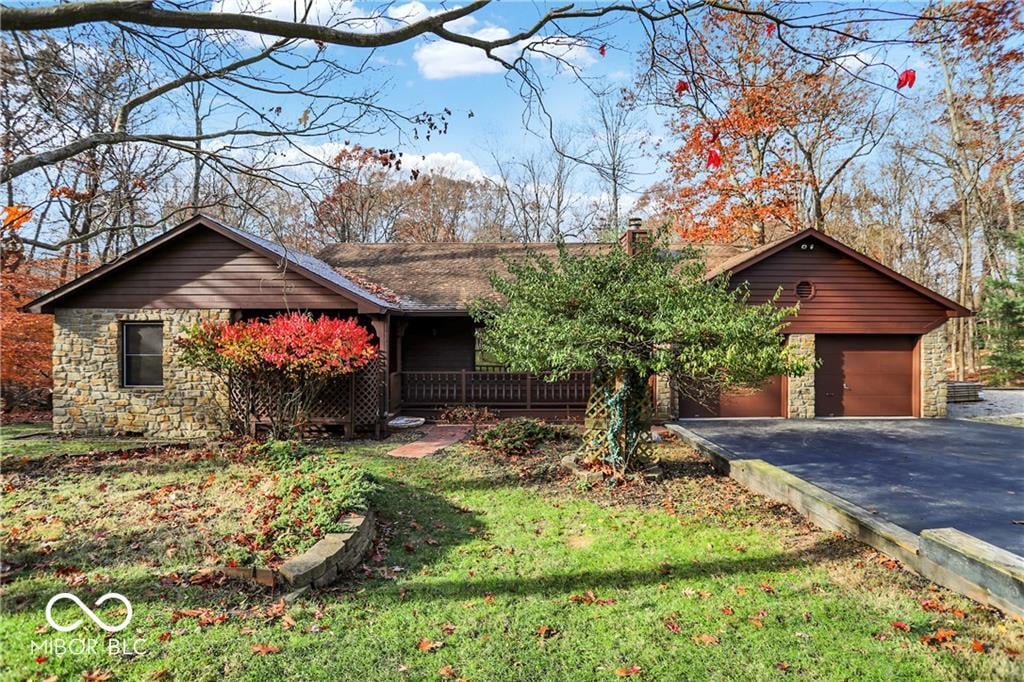 Photo of 8048 S Indian Ridge Drive, Trafalgar, IN