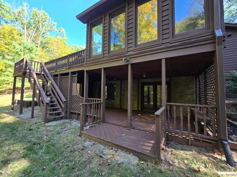 Photo of 8048 S Indian Ridge Drive, Trafalgar, IN