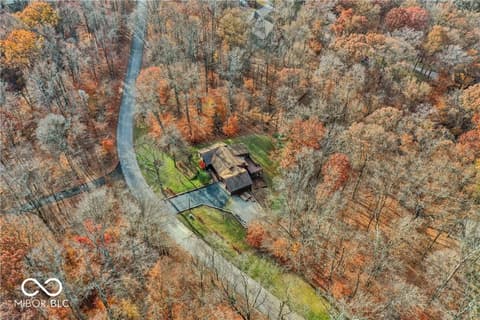 Photo of 8048 S Indian Ridge Drive, Trafalgar, IN
