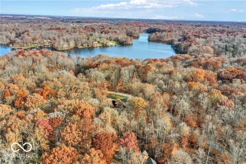 Photo of 8048 S Indian Ridge Drive, Trafalgar, IN