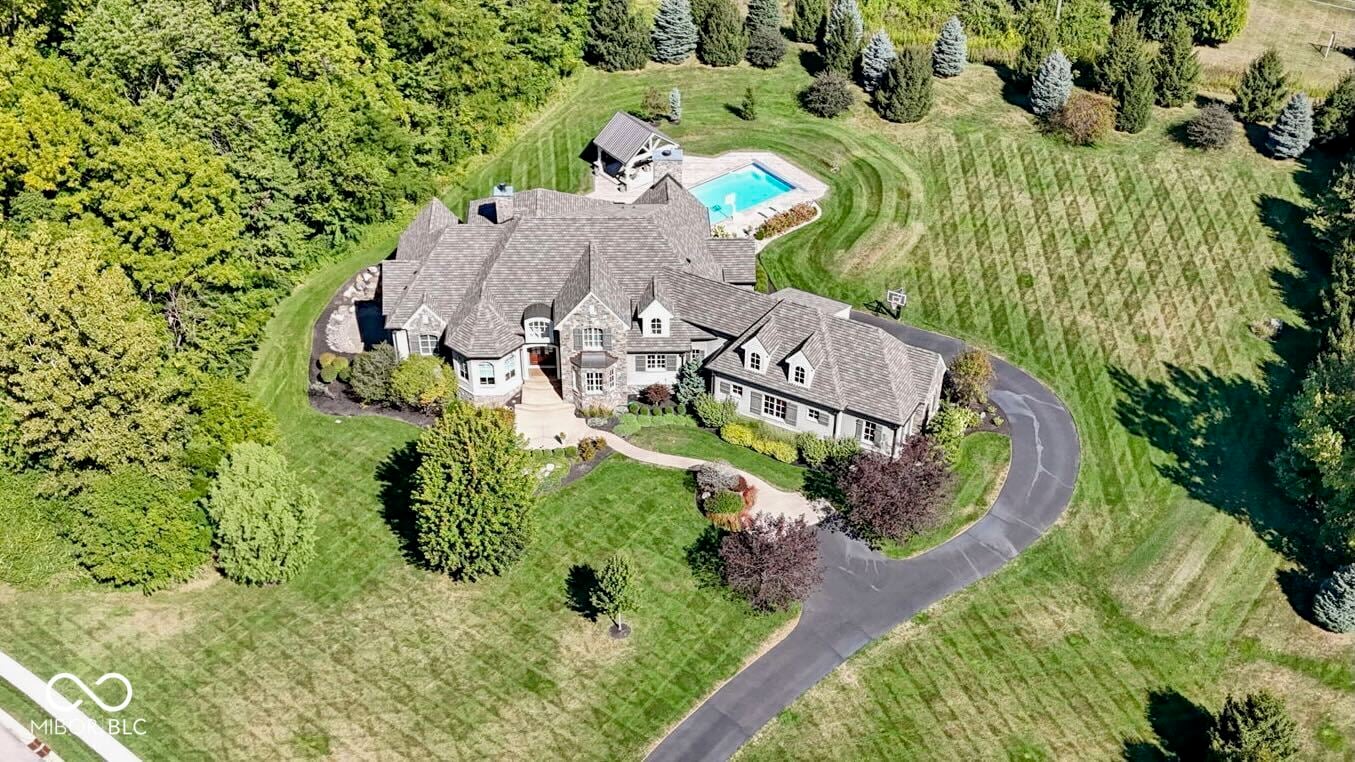 Photo of 4076 Wild Wood Court, Zionsville, IN