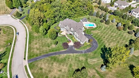 Photo of 4076 Wild Wood Court, Zionsville, IN