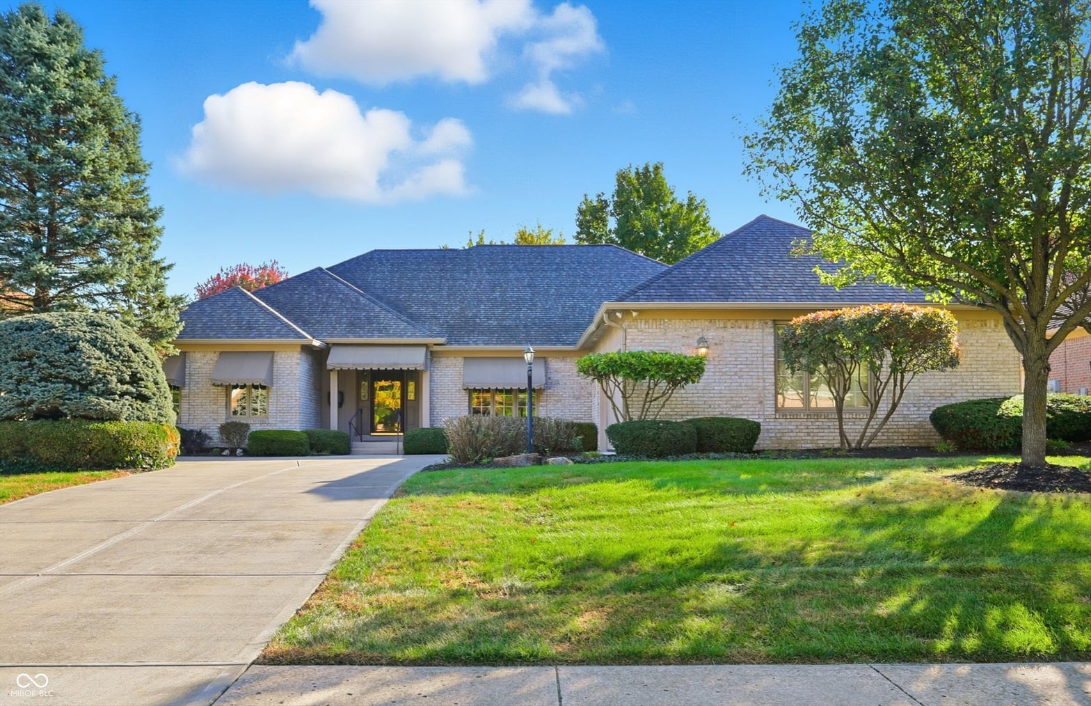 Photo of 11757 Pebblepointe Pass, Carmel, IN