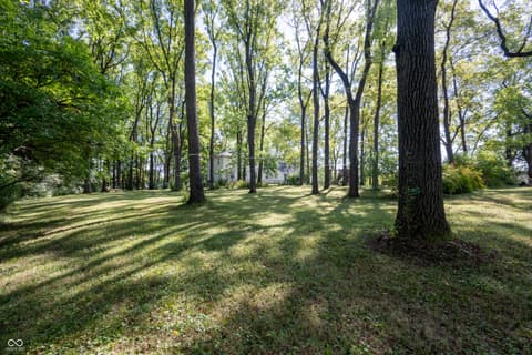 Photo of 8404 Oaklandon Road, Indianapolis, IN