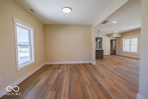 Dining room at 534 E Dogwood Court, Spencer, IN