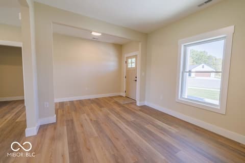 Dining room at 534 E Dogwood Court, Spencer, IN