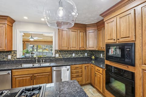 Photo of 13514 Dallas Lane, Carmel, IN
