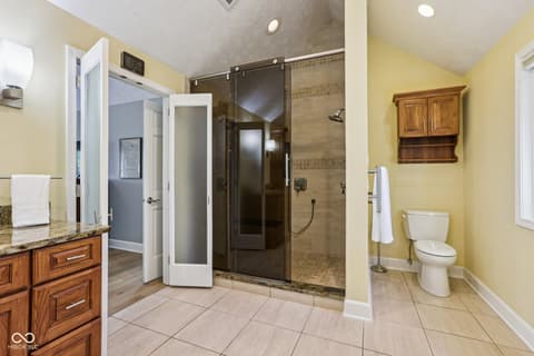 Primary bathroom at 13514 Dallas Lane, Carmel, IN