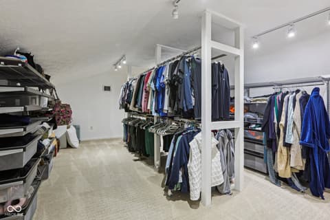 Walk In Closets — 13514 Dallas Lane, Carmel, IN