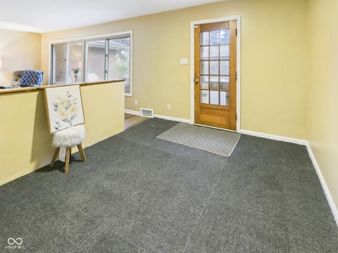 Photo of 307 N Winthrop Road, Muncie, IN
