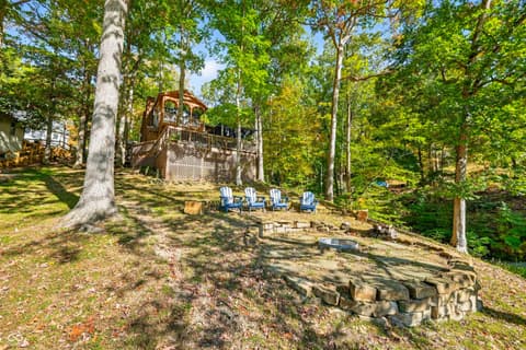 Photo of 7201 Birch Drive, Nineveh, IN