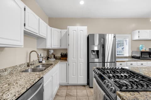 Photo of 406 E 51st Street, Indianapolis, IN