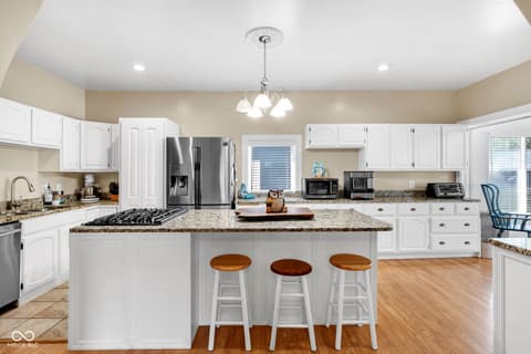 Photo of 406 E 51st Street, Indianapolis, IN