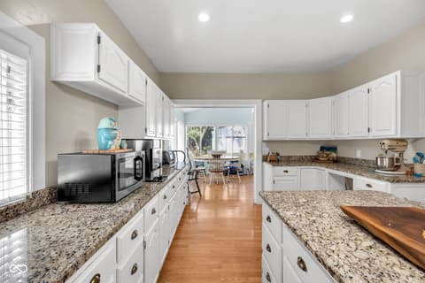 Photo of 406 E 51st Street, Indianapolis, IN