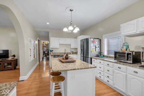 Photo of 406 E 51st Street, Indianapolis, IN