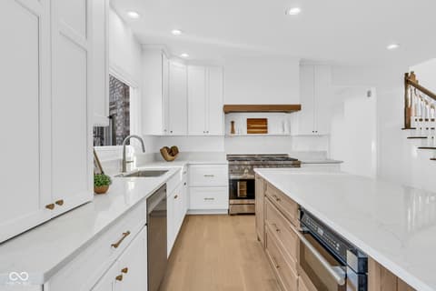 Kitchen at 11967 Windpointe Pass, Carmel, IN
