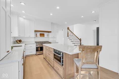 Kitchen at 11967 Windpointe Pass, Carmel, IN