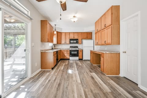 Photo of 1581 Dale Court, Greenfield, IN