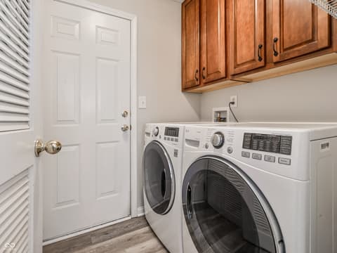 Photo of 1581 Dale Court, Greenfield, IN