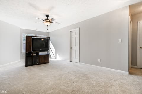 Photo of 1581 Dale Court, Greenfield, IN