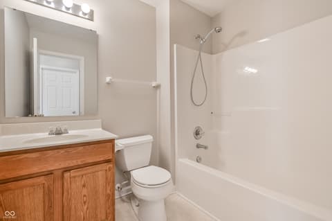 Photo of 1581 Dale Court, Greenfield, IN