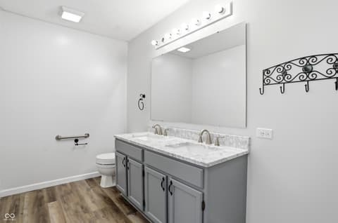 Photo of 530 Old Farm Road, Danville, IN