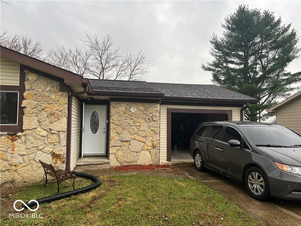 Photo of 458 Sayre Drive, Greenwood, IN