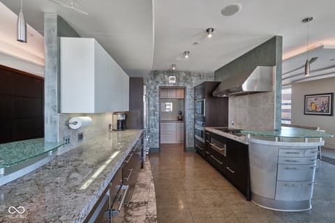 Photo of 1 N Illinois Street, Indianapolis, IN