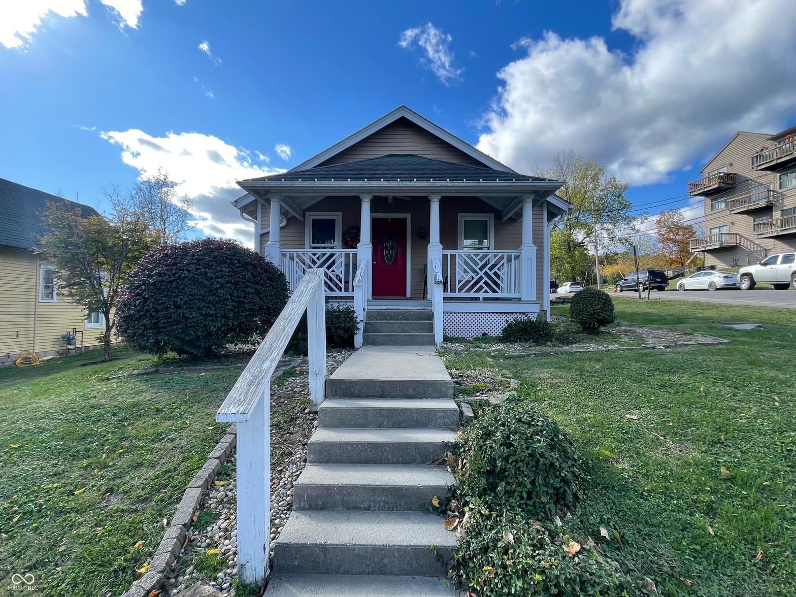 Photo of 194 N Van Buren Street, Nashville, IN