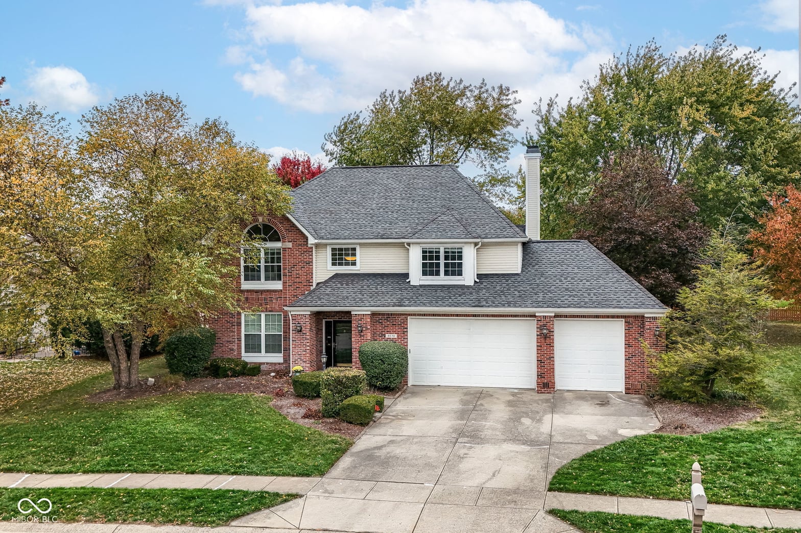 Front exterior at 8570 Laurel Court, Fishers, IN