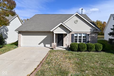 15015 Silver Thorne Way
