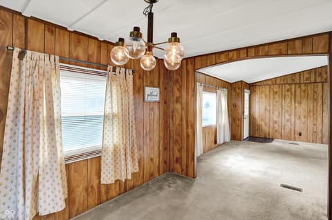 Dining room at 3820 W Us Highway 40, Greenfield, IN