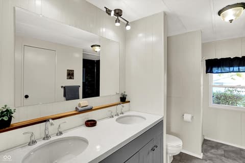 Primary bathroom at 3820 W Us Highway 40, Greenfield, IN