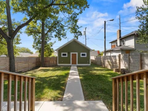 Yard at 2050 N Dearborn Street, Indianapolis, IN