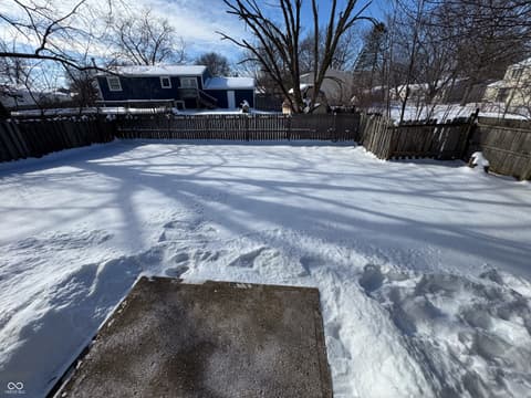 Photo of 916 Waring Drive E, Indianapolis, IN