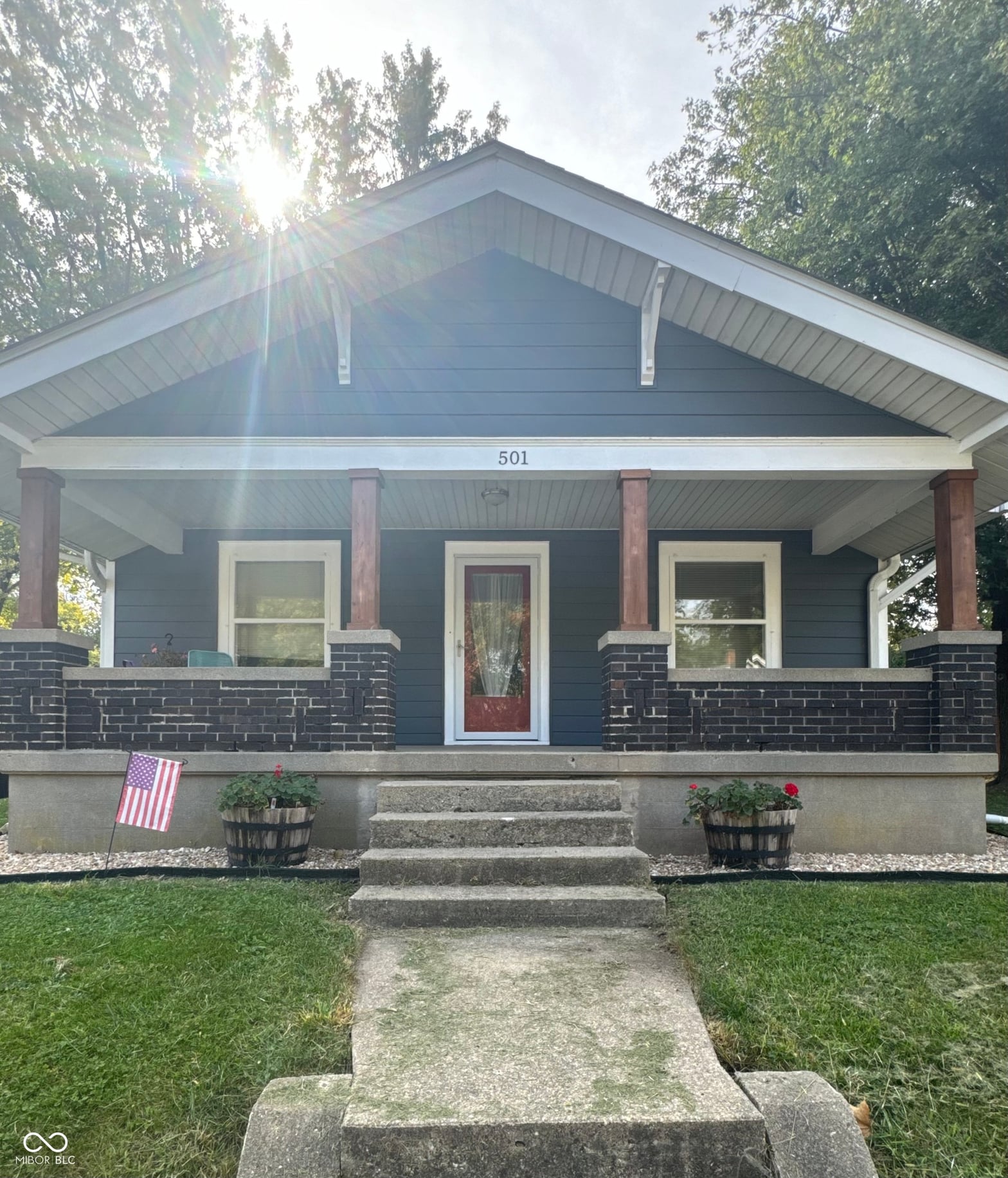 Front exterior at 501 W Washington Street, Waynetown, IN