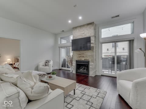 Photo of 222 N East Street, Indianapolis, IN