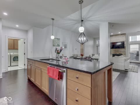 Photo of 222 N East Street, Indianapolis, IN