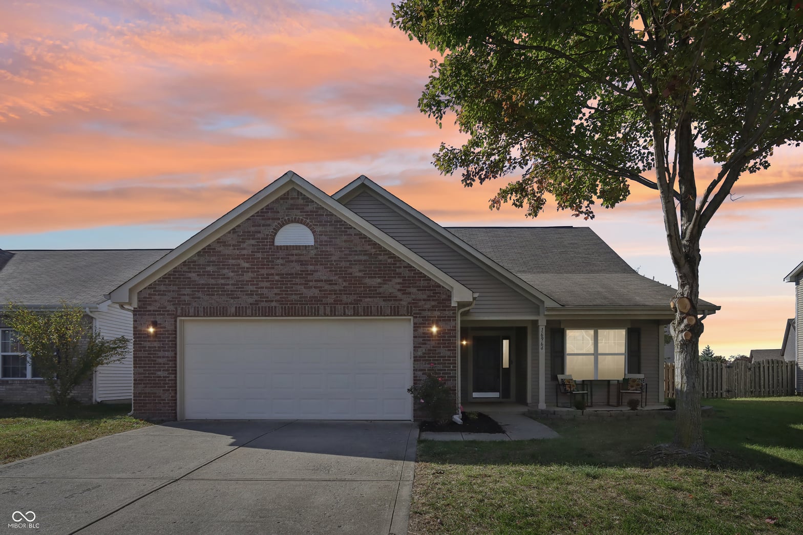 Photo of 16964 Brigg Court, Westfield, IN
