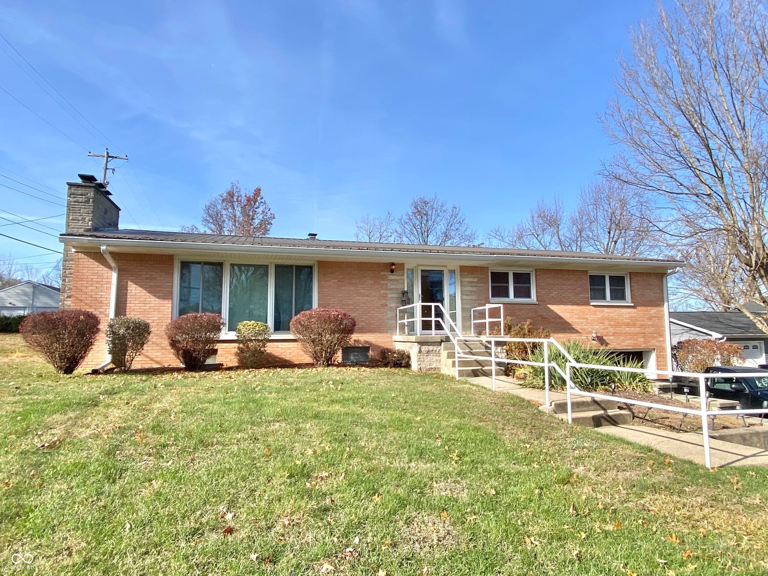 Front exterior at 404 Linwood Drive, Greencastle, IN