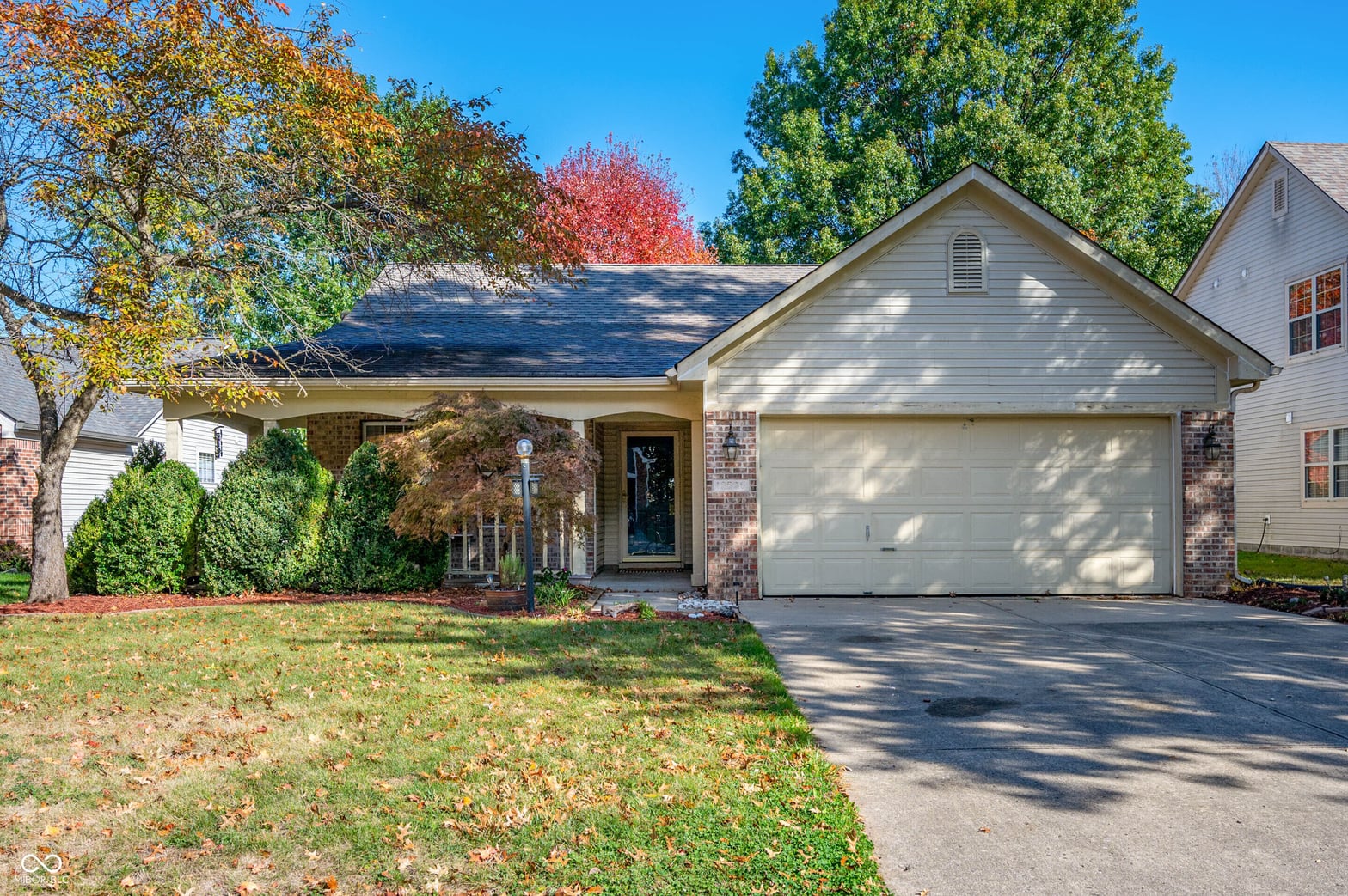 Front exterior at 19506 Creekview Drive, Noblesville, IN