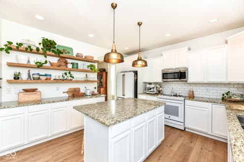 Photo of 11046 Chapel Park Drive N, Noblesville, IN