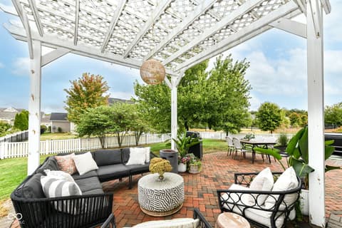 Photo of 11046 Chapel Park Drive N, Noblesville, IN