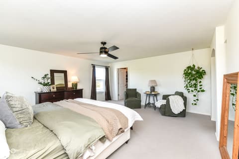 Photo of 11046 Chapel Park Drive N, Noblesville, IN
