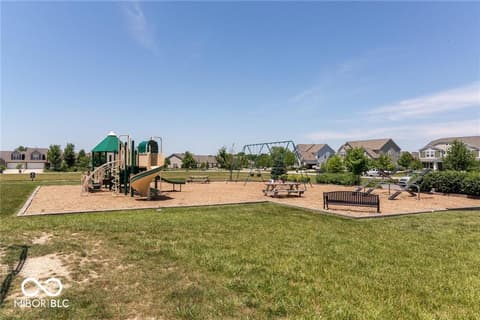 Photo of 11046 Chapel Park Drive N, Noblesville, IN