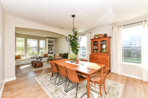 Photo of 11046 Chapel Park Drive N, Noblesville, IN
